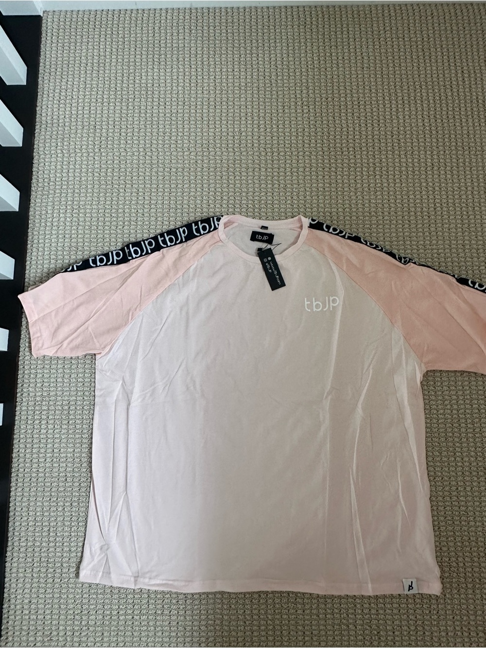 Men's Short Sleeve Raglan Tee in Light Pink